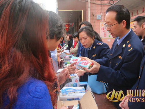 沈陽市公安局列27種假冒偽劣產(chǎn)品 講解如何辯假 