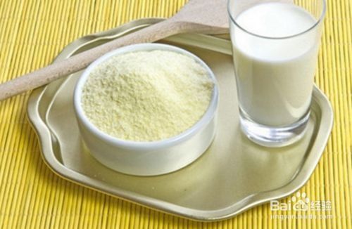 國產(chǎn)奶粉造假曝光：假冒奶粉近1000噸，金額高達(dá)兩億多元！ 